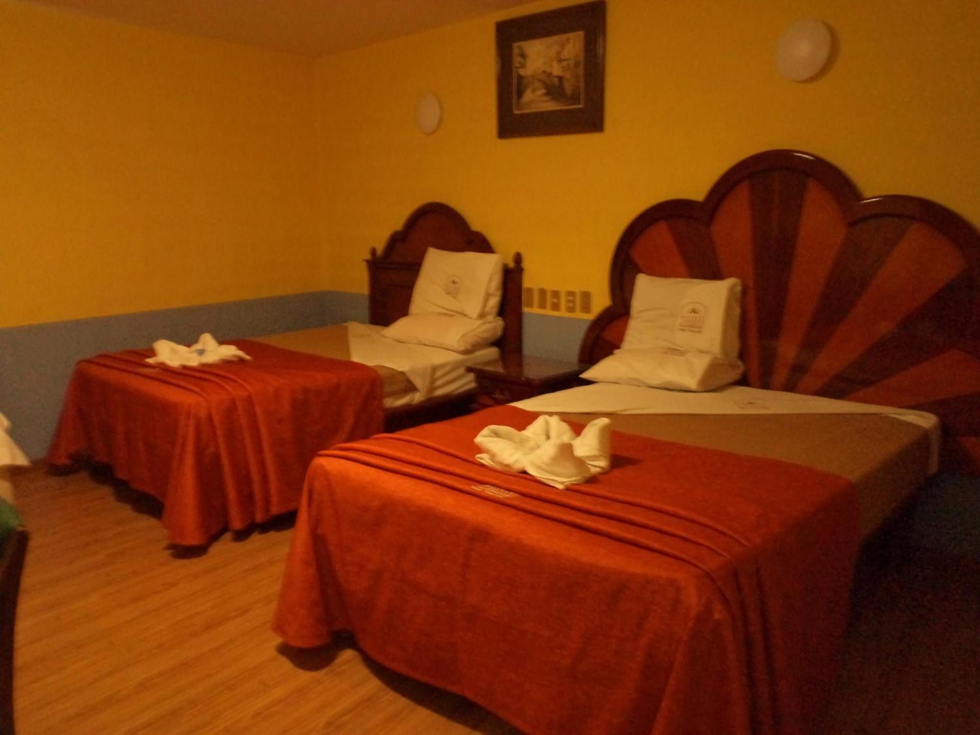Hotel Real Tlaxcala Екстер'єр фото