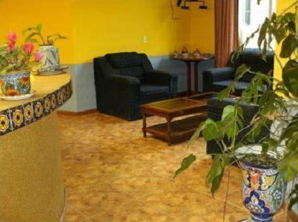 Hotel Real Tlaxcala Екстер'єр фото