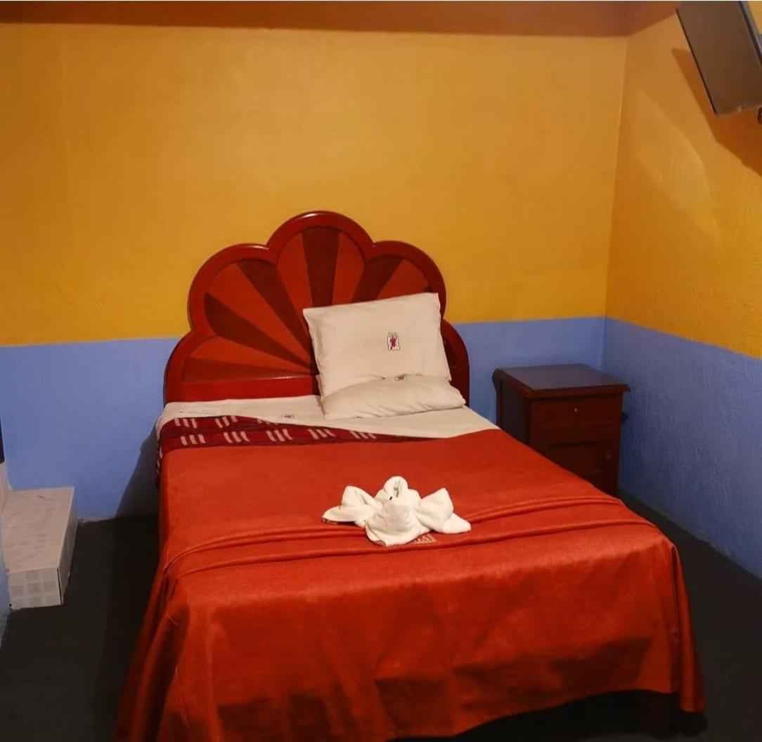Hotel Real Tlaxcala Екстер'єр фото