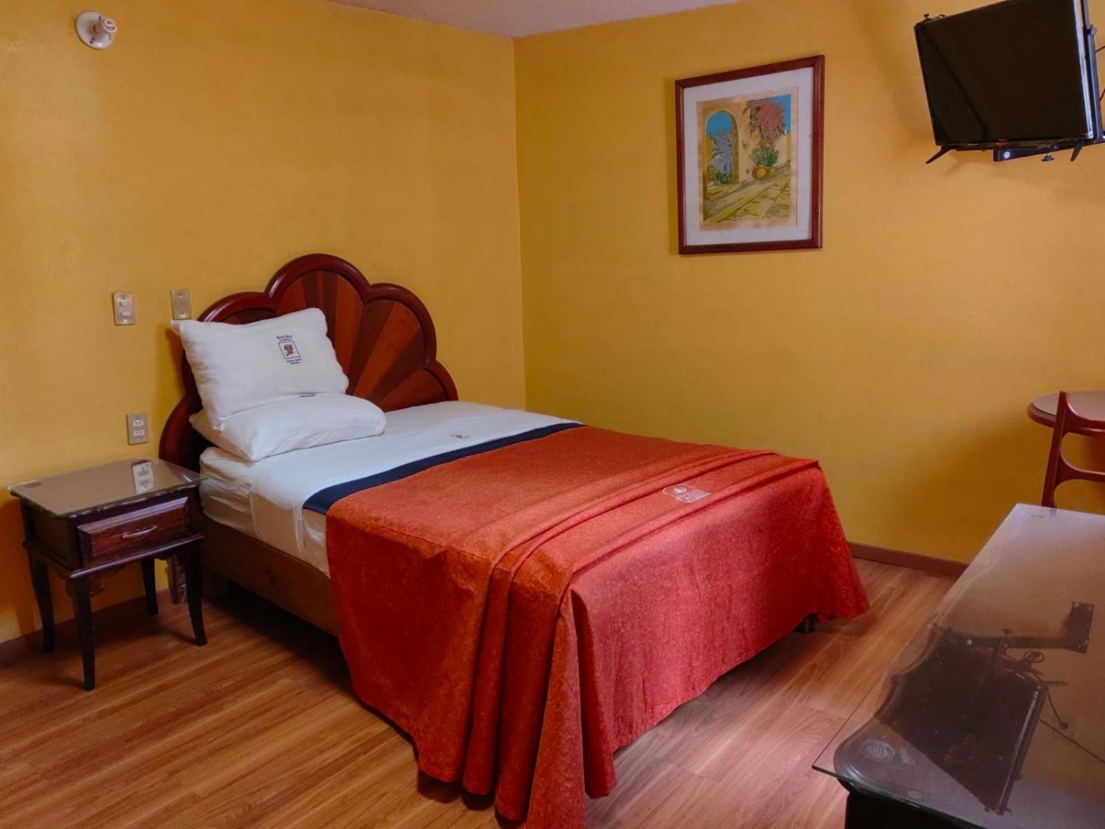 Hotel Real Tlaxcala Екстер'єр фото