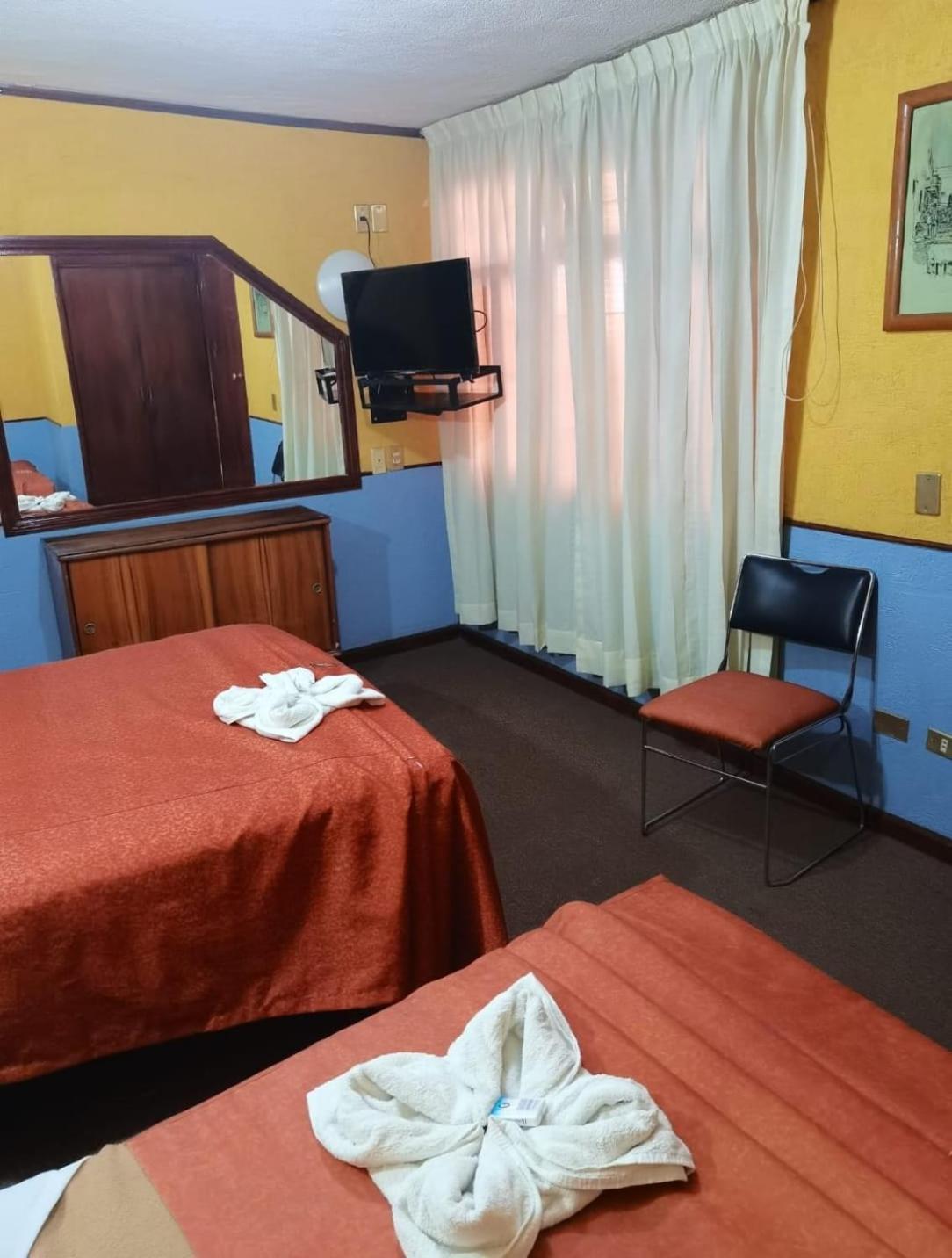 Hotel Real Tlaxcala Екстер'єр фото