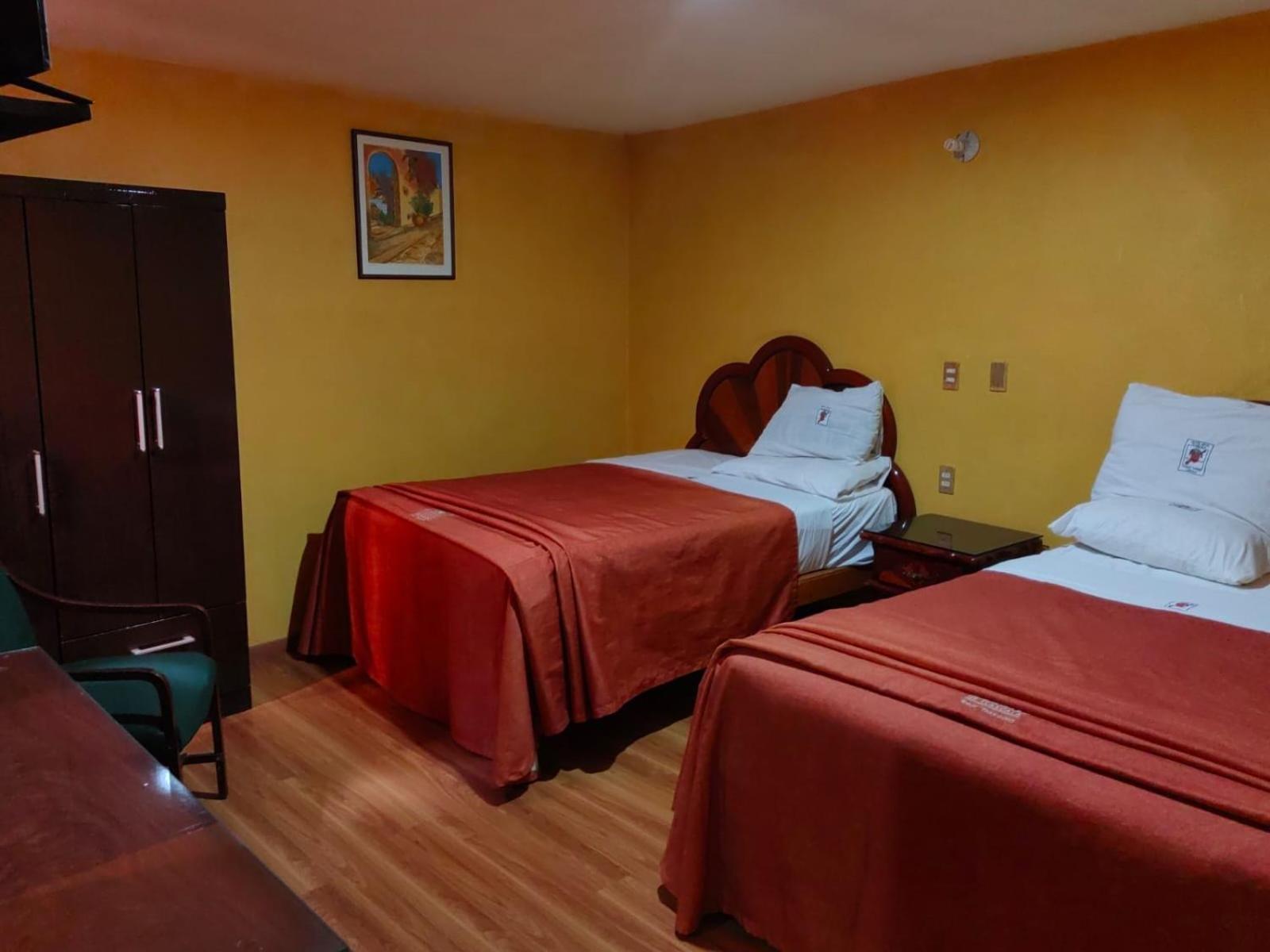 Hotel Real Tlaxcala Екстер'єр фото